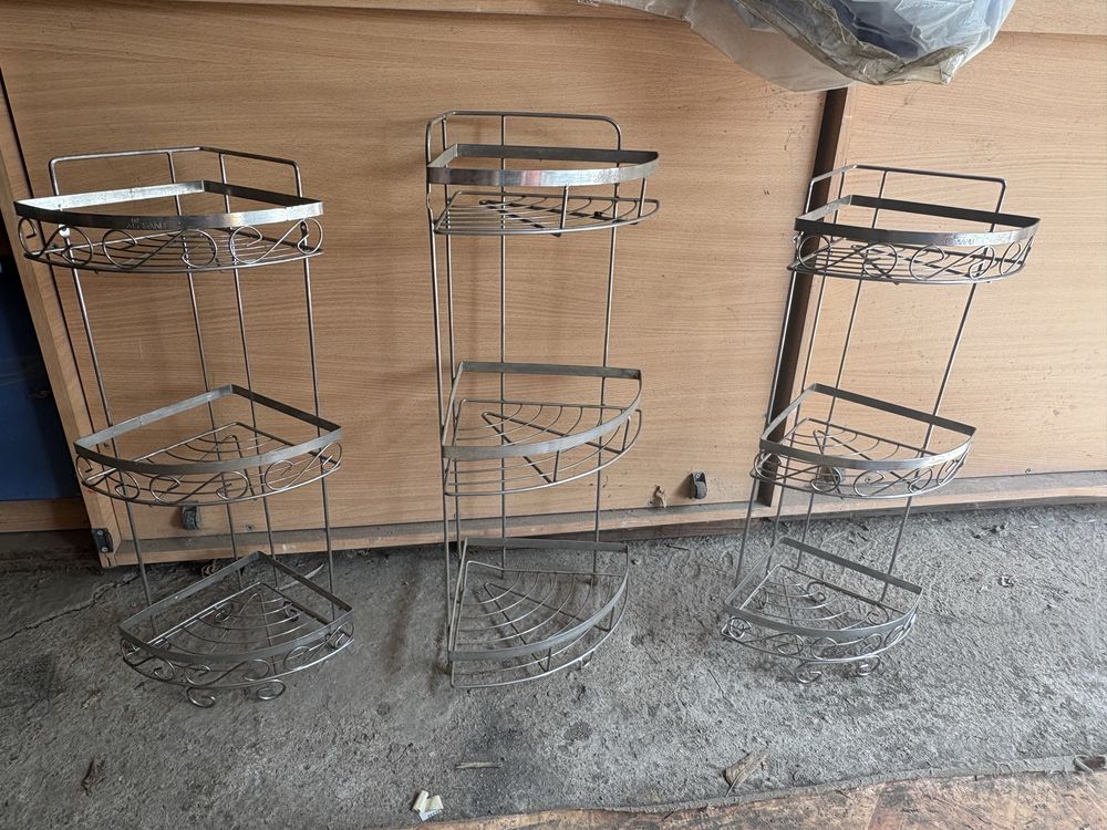 Продам угловые полки