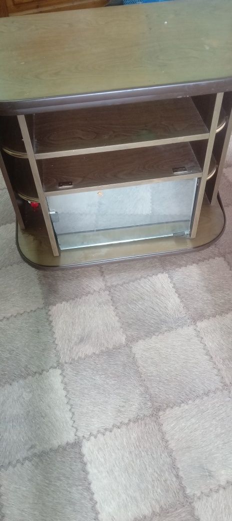 Продам тумбочку бу в хорошем качестве