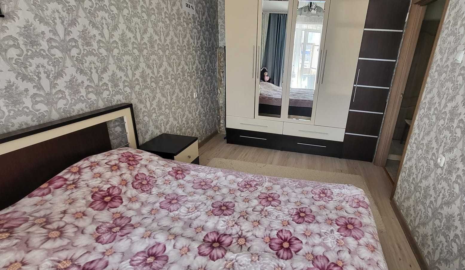 Продам спальный гарнитур