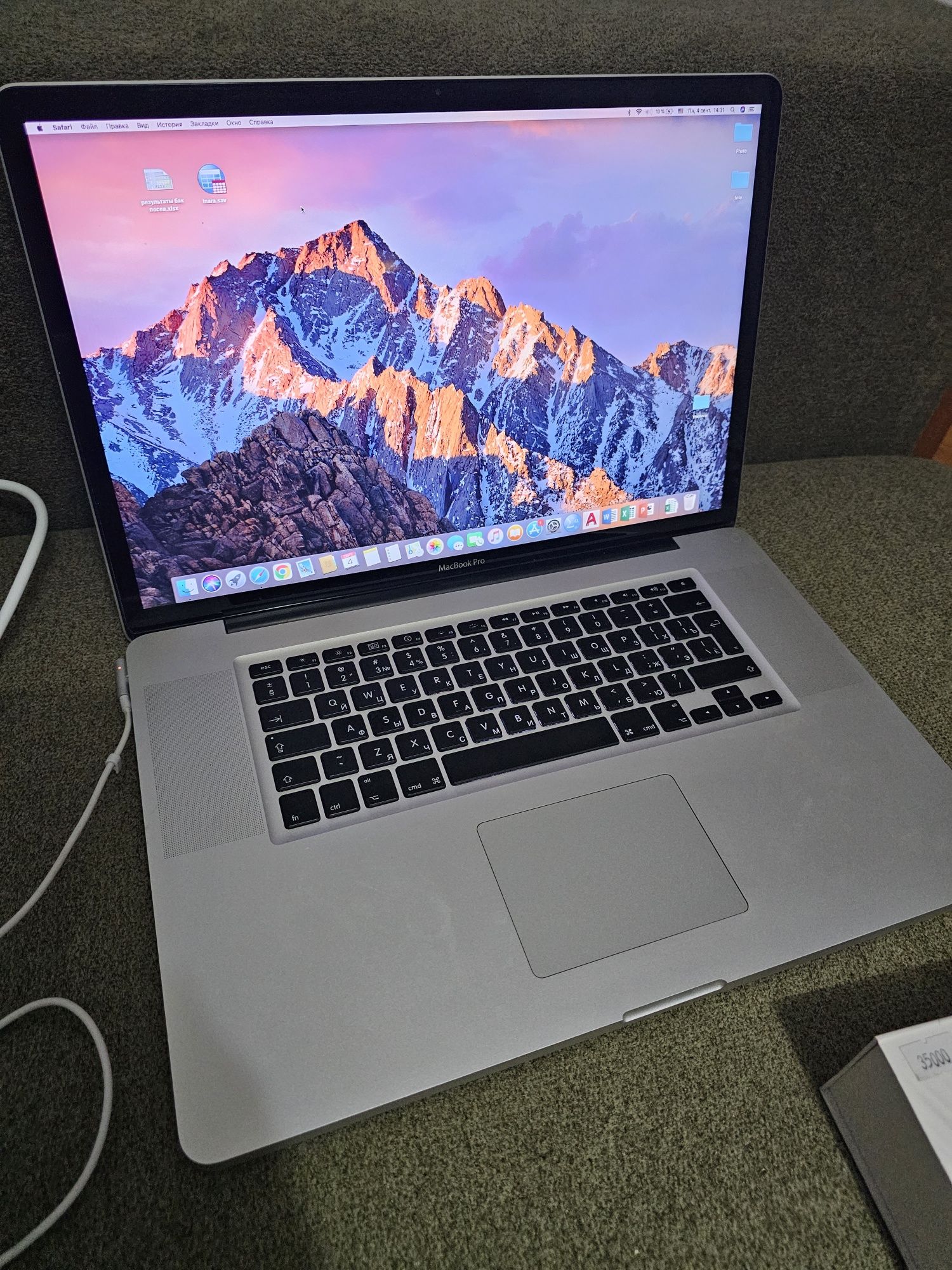 Продаю Macbook pro mid 2010 17" limited edition