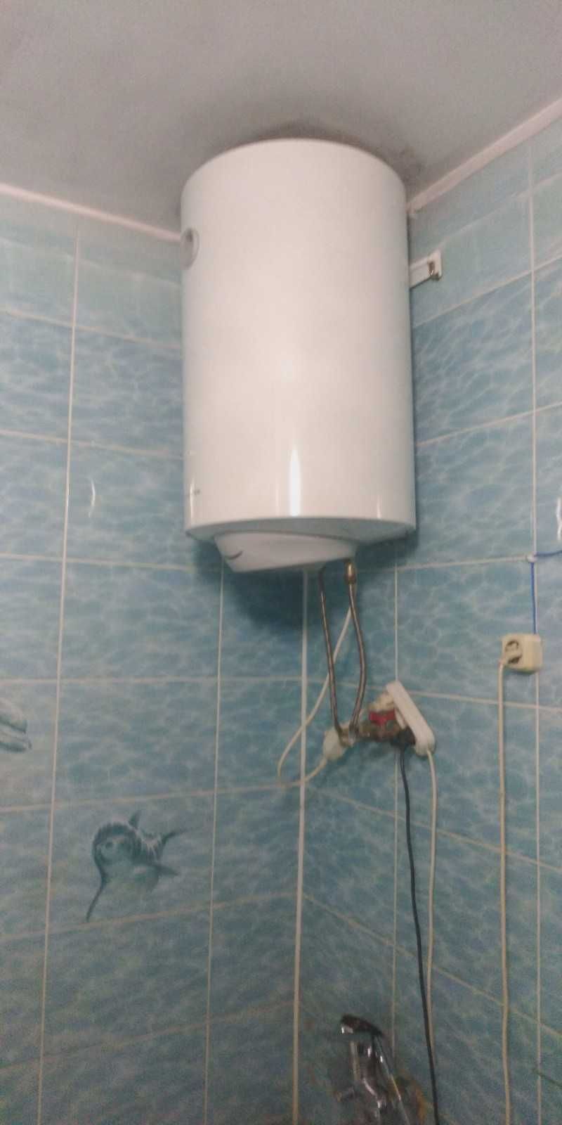 Продам 3-комнатную квартиру в районе перес.улиц Бекмаханова-Свободная.
