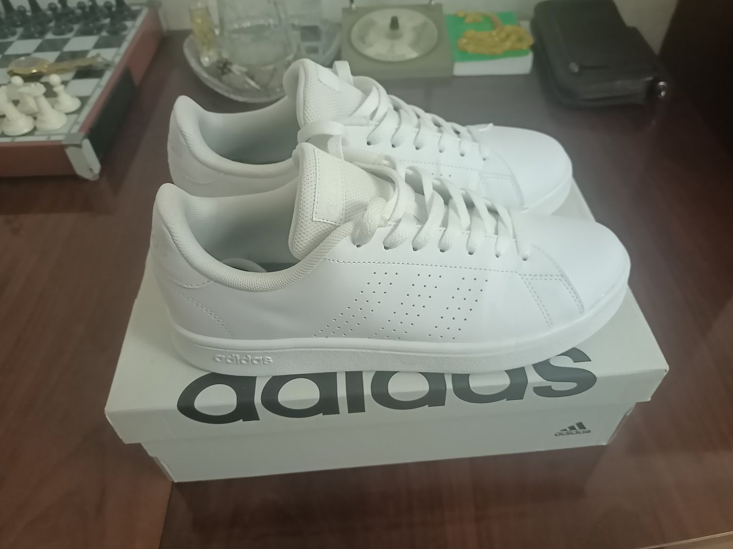Кроссовки Adidas
