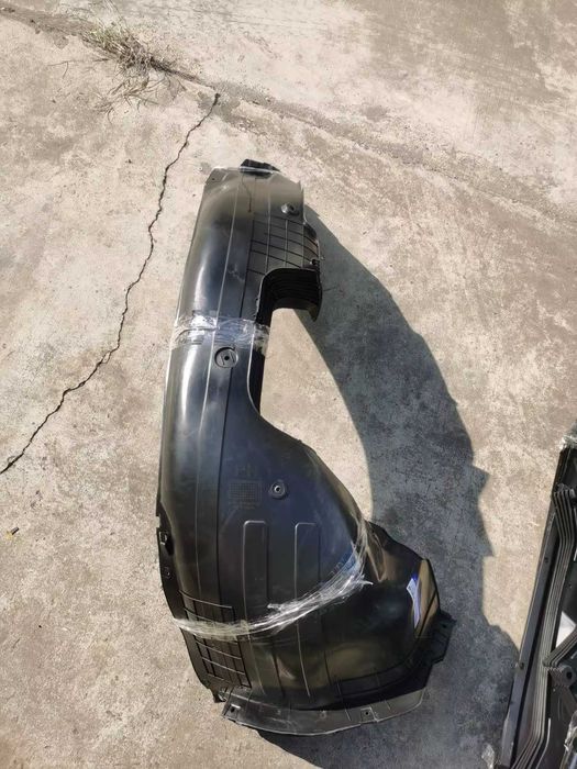 Подкрылок на Хюндай Акцент 17-/ Hyundai Accent 17-