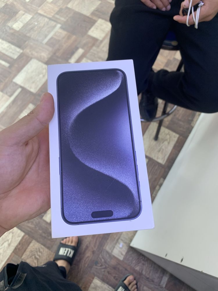 Iphone 15 pro max zapchastka satylady