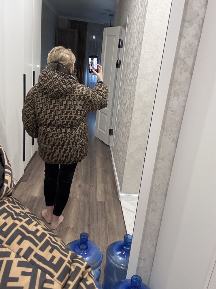 Пуховик Fendi