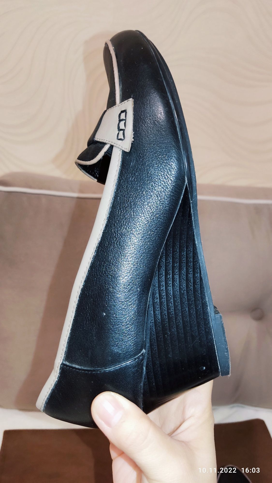 Продам р. 38 кожаные очень мягкие