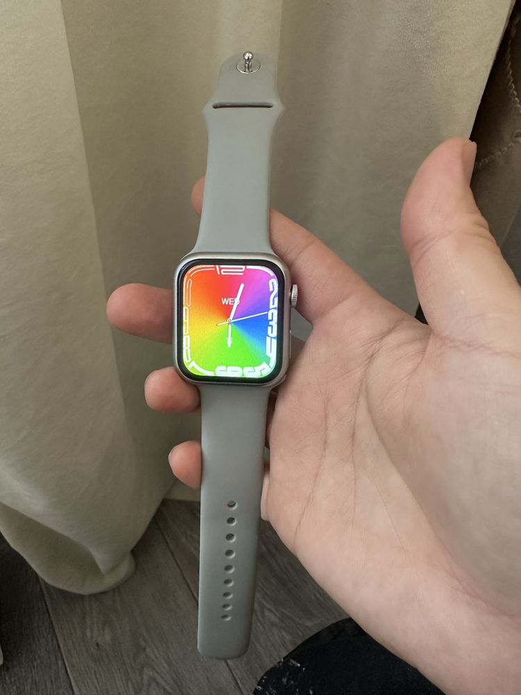 Срочно продается Apple Watch 7