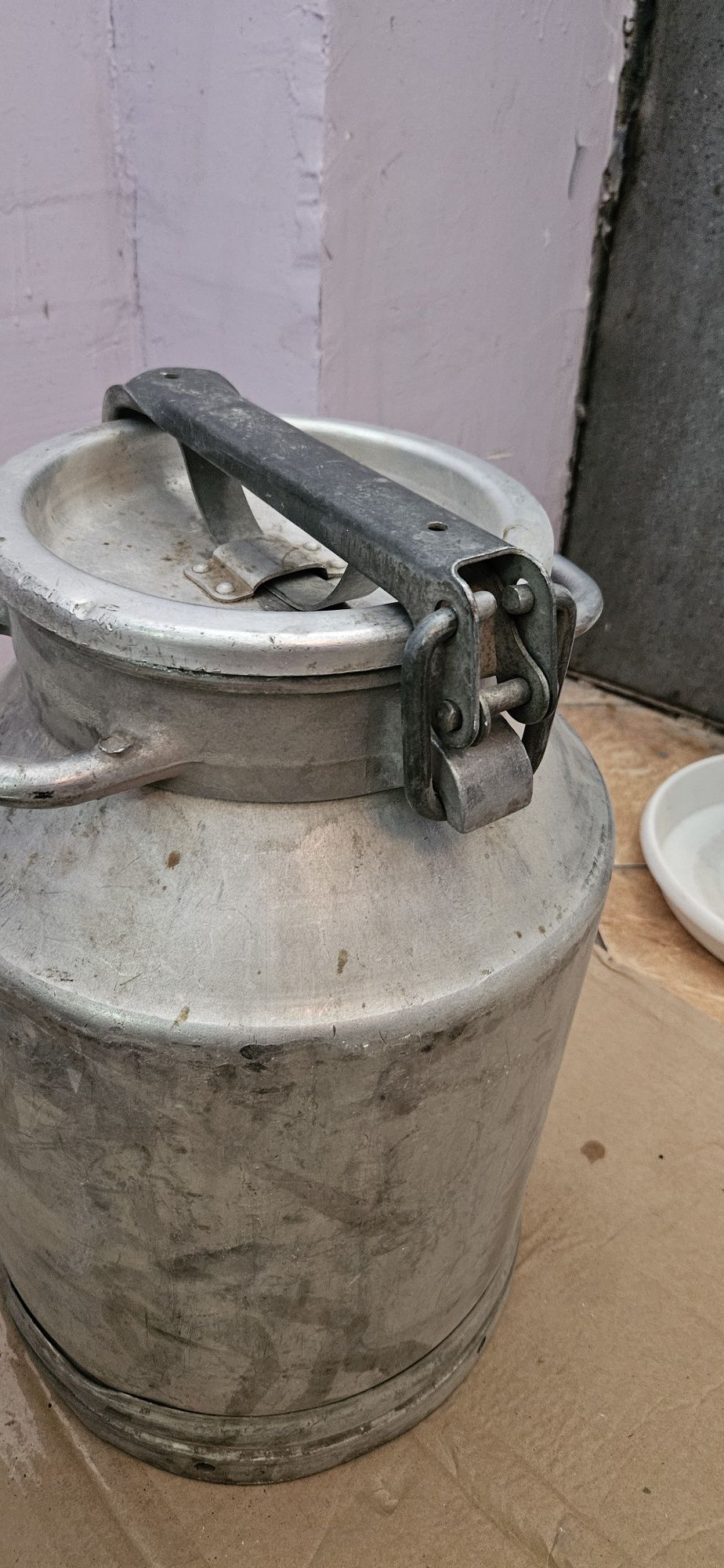 Продам алюминиевую флягу