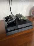 PlayStation 4 в идеальном состоянии