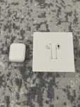 Продам Apple AirPods 2
