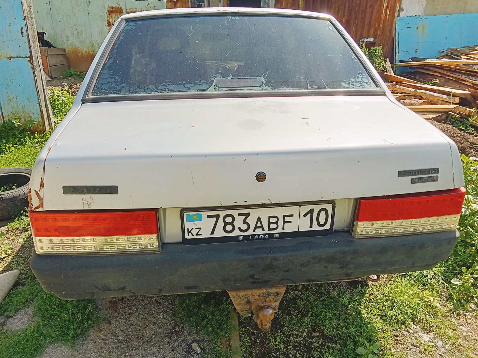 Продам машину 99