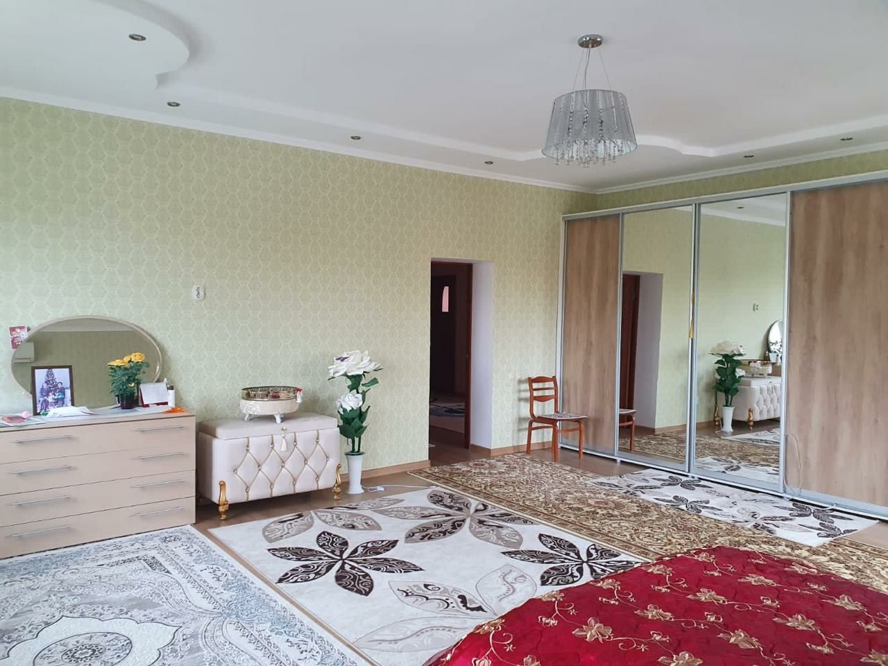 Продам коттедж 290 м2 Самал 3 НЕ ТОПИЛО!!!