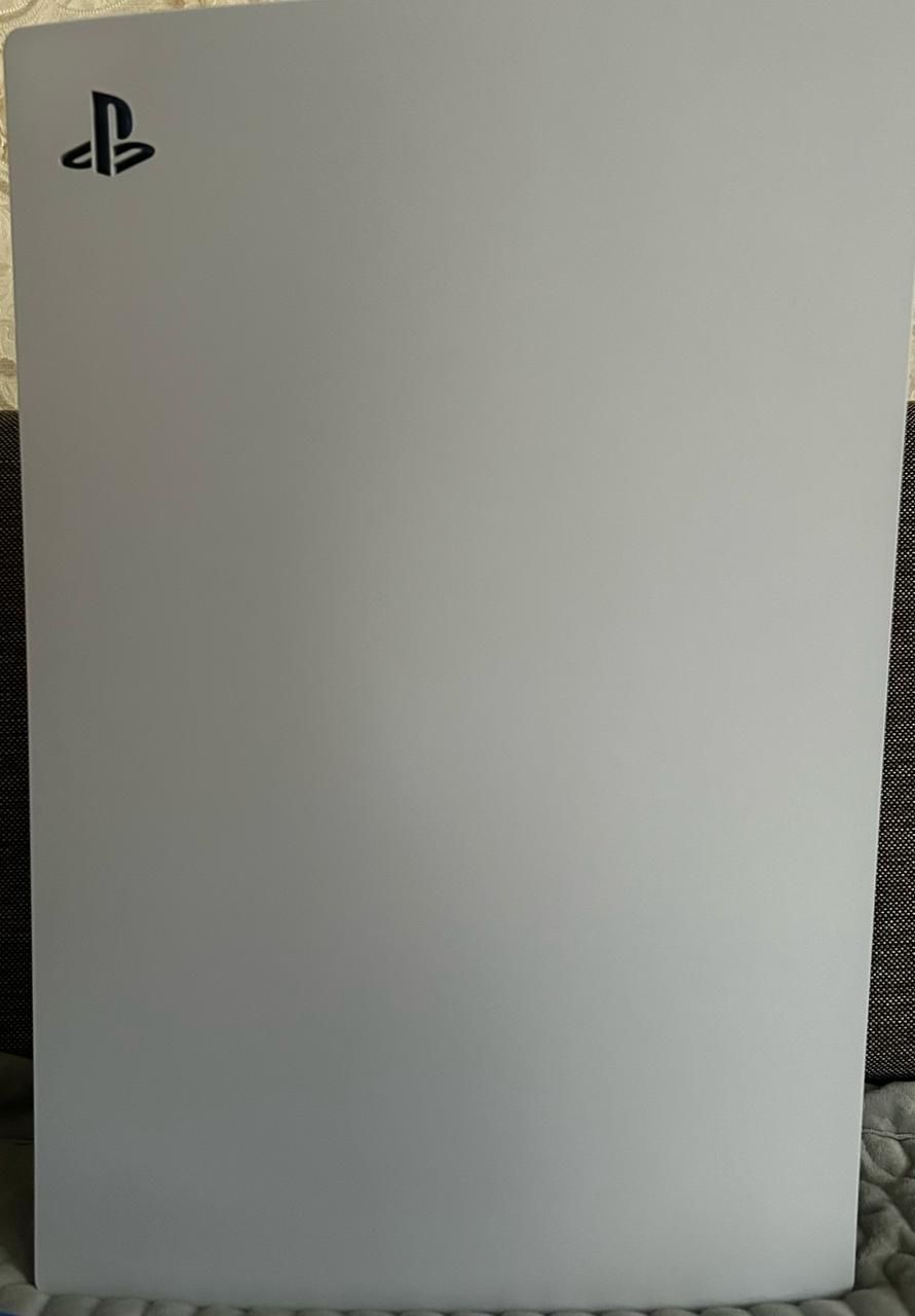 Продам игровую приставку PS 5