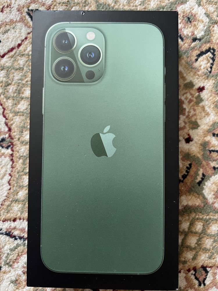 Продам iPhone 13 Pro Max