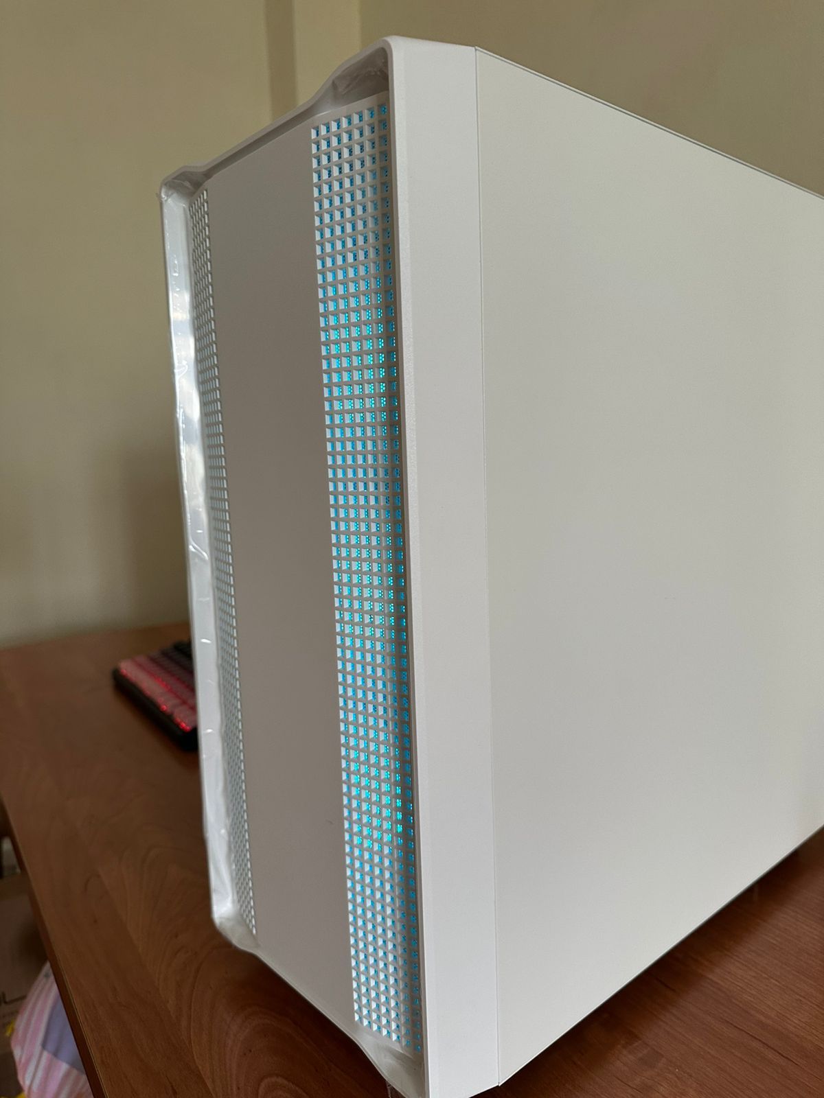 Продается ПК на аналоге 4060 ( Arc b580 )