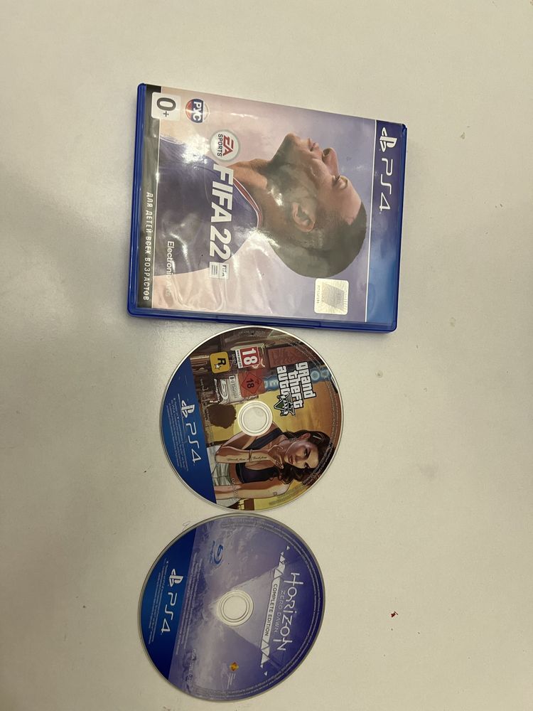 Playstaion 4 pro 1 tb