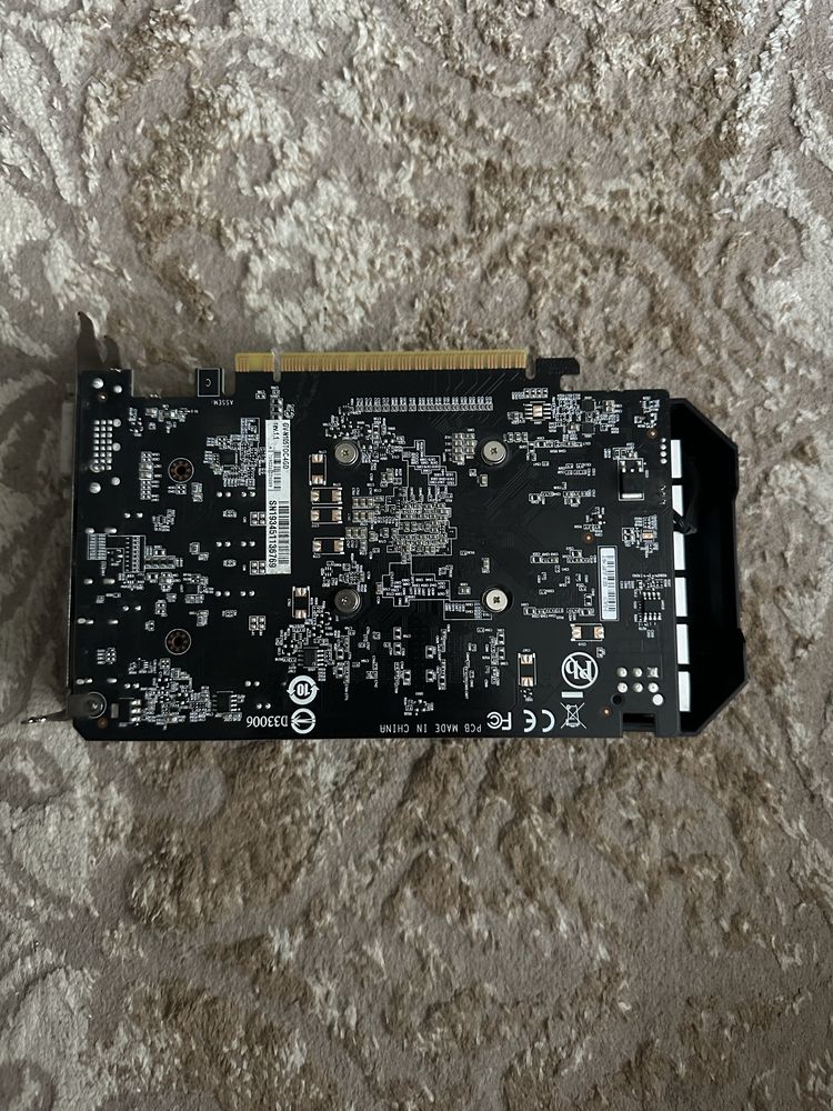 Продам видеокарту GTX 1050TI 4GB