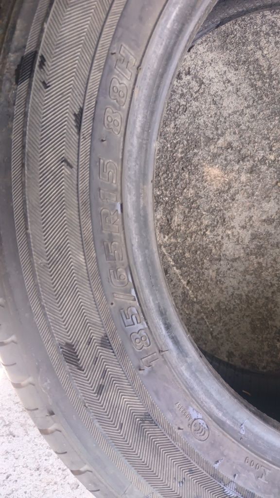 Продается шина летняя 185/65 R15