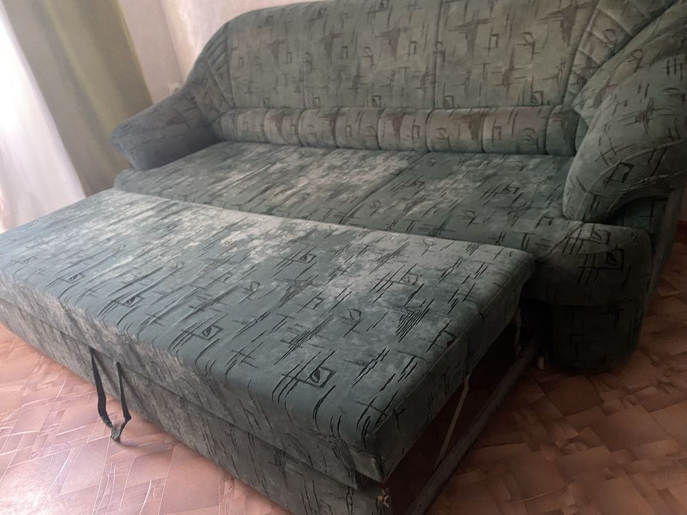 Диван,2 кресло расклодные