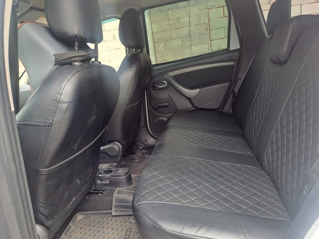 Срочно продам Renault duster 2019гСрочно продам Renault duster 2019г
