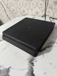 Ps4 slim в отличным состоянии!!!