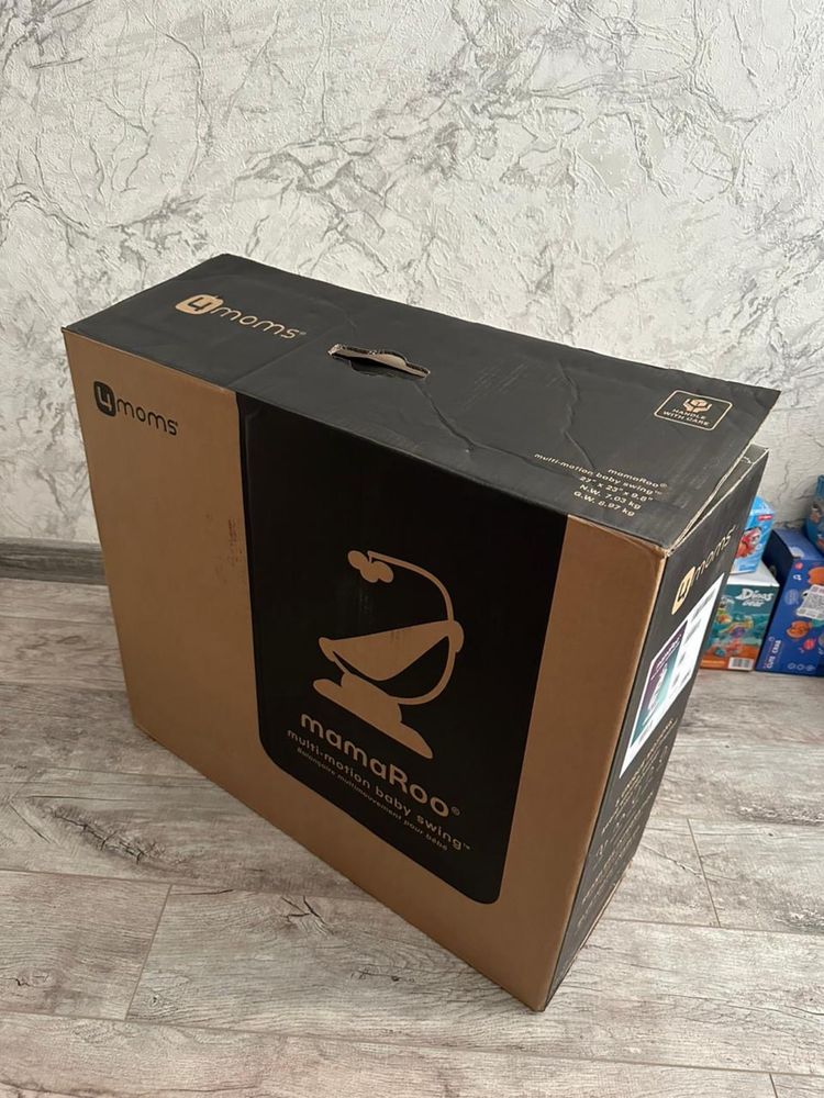 Продам электрокачелю 4Moms MamaRoo5