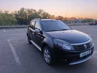 Продаю машину Renault sandero stepway