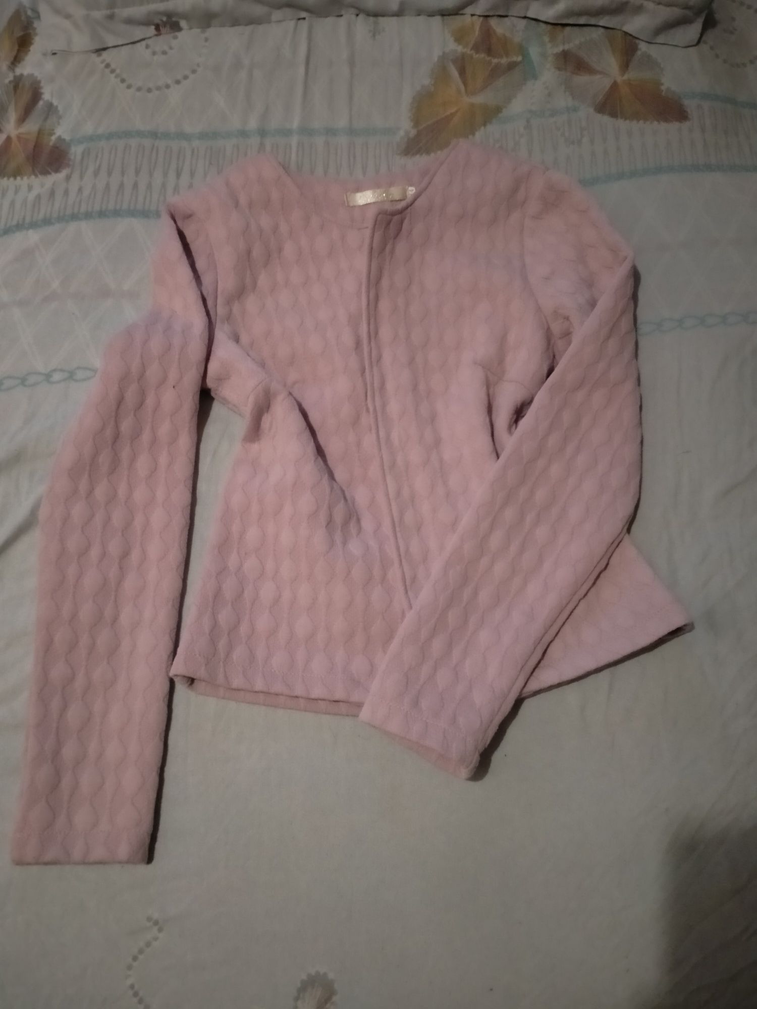 Продам вещи, недорого.