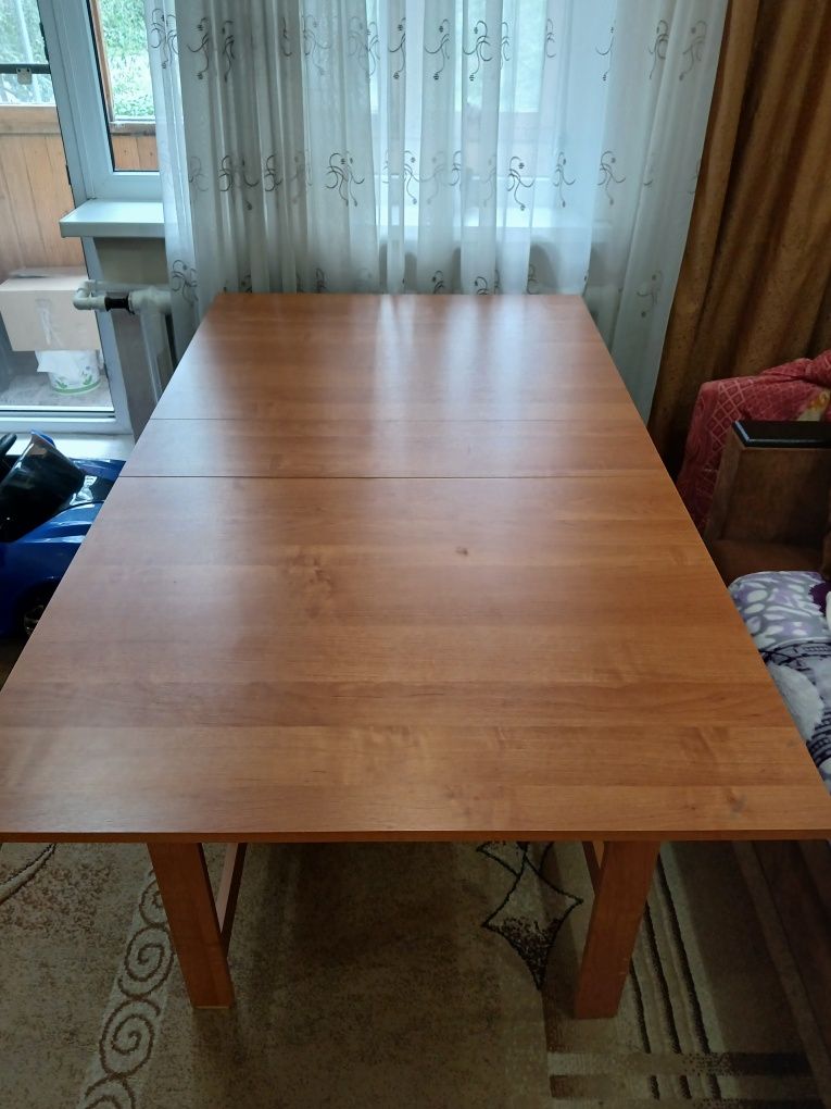 Продаю стол-книжка