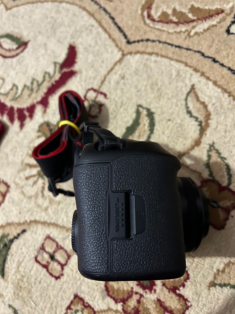Canon EOS 5D Mark IV