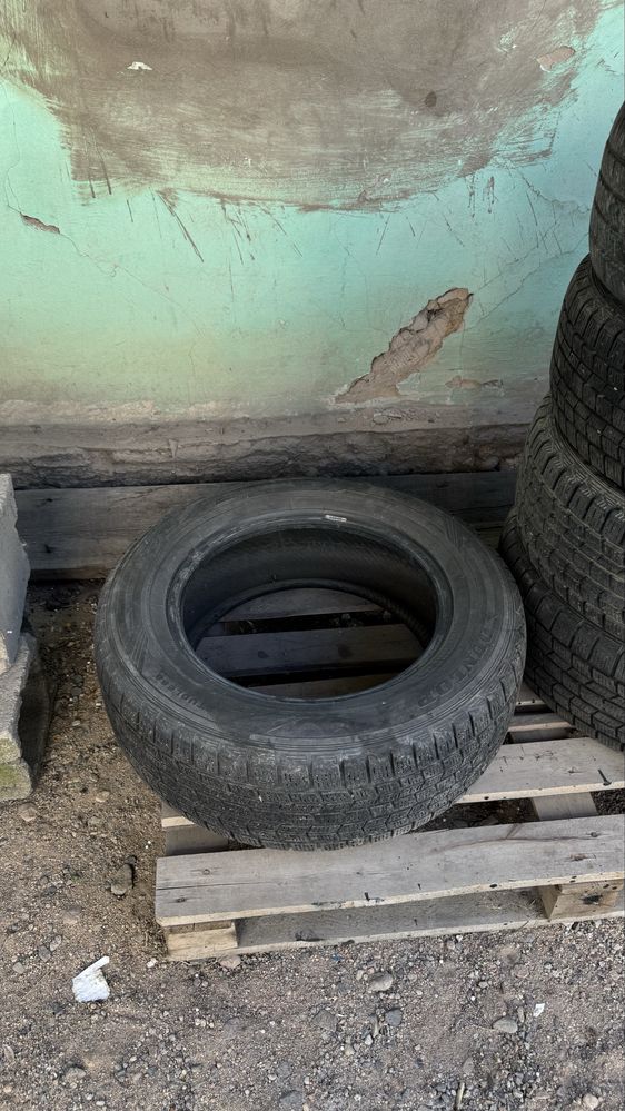 Продам шины некоторые по 1