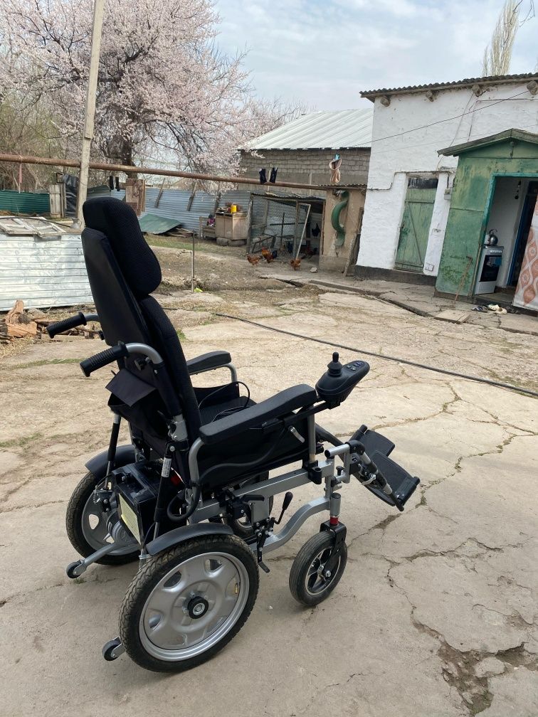 Инвалидный коляска