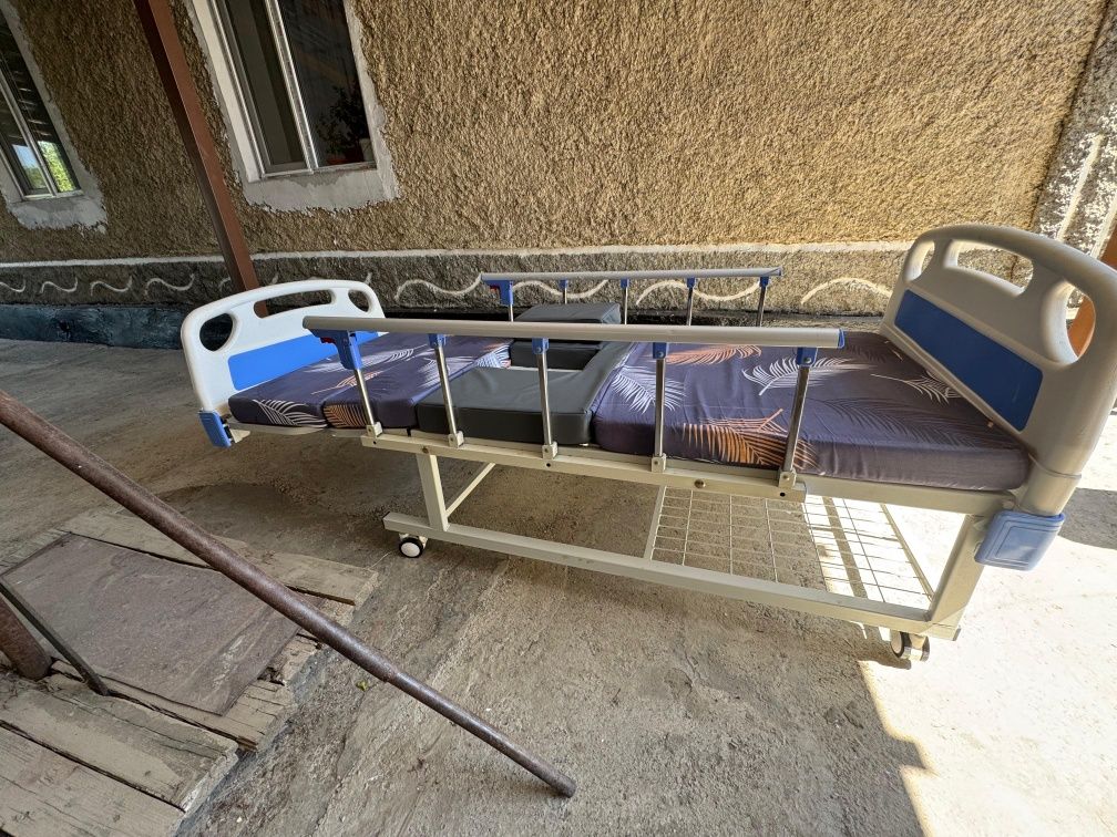 Инвалидная кровать