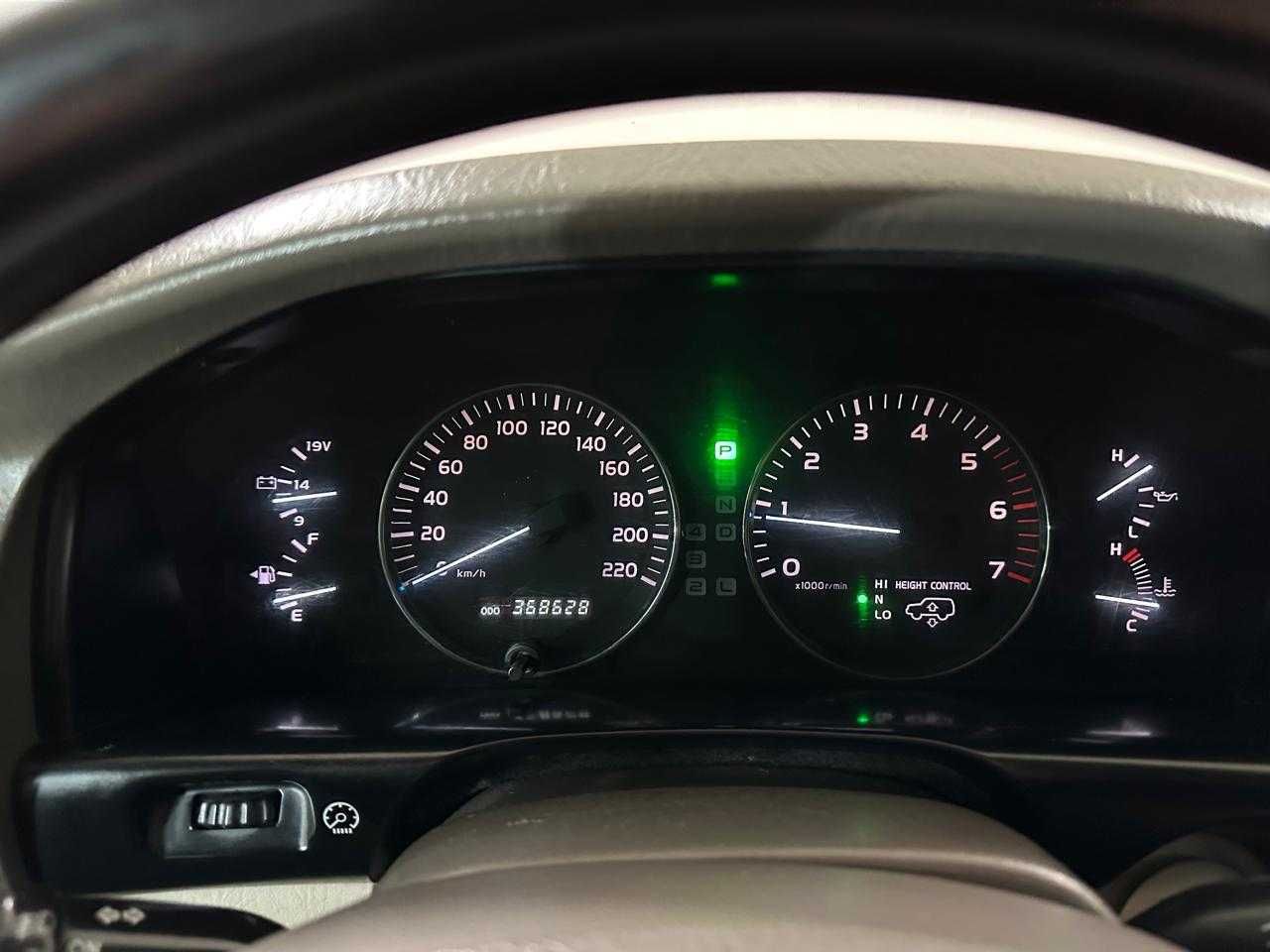 Lexus  LX470 Продам или обменяю на Ваш автомобиль!Возможен кредит