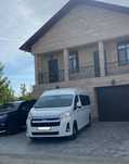 Аренда микроавтобус Toyota Hiace