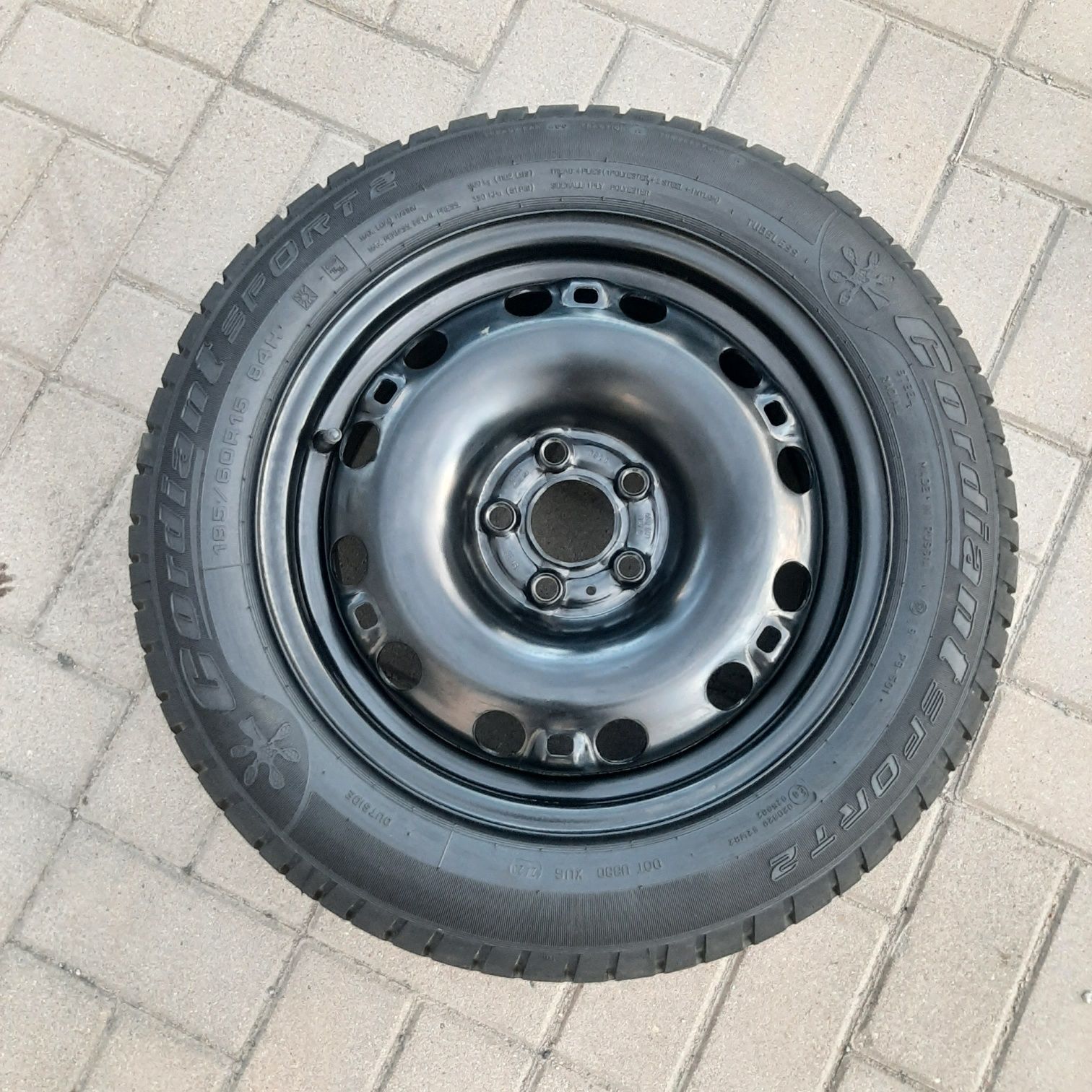 Продам колесо 1шт 185 60 r15