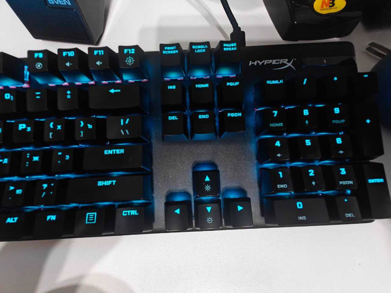 Продаю механическую клавиатуру HyperX Alloy Origins