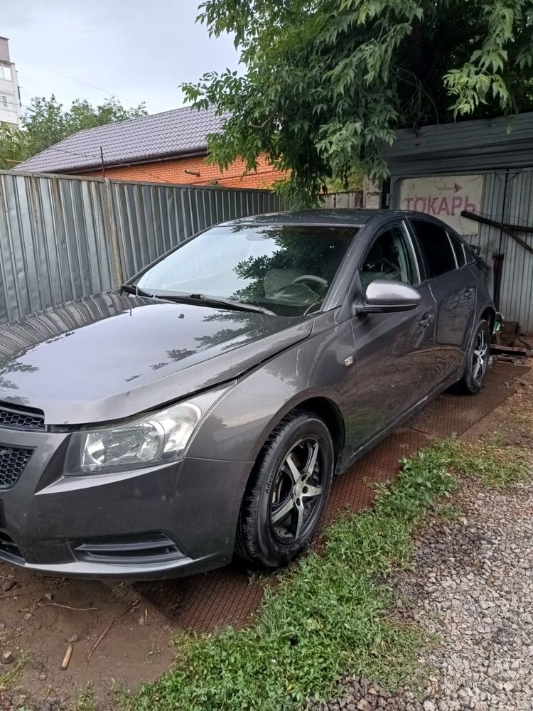 Продам Chevrolet Cruze