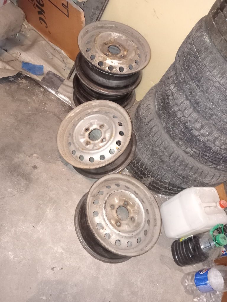 Срочно продам диски комплект 5 штук
