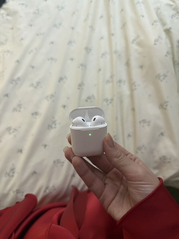 Наушники airpods