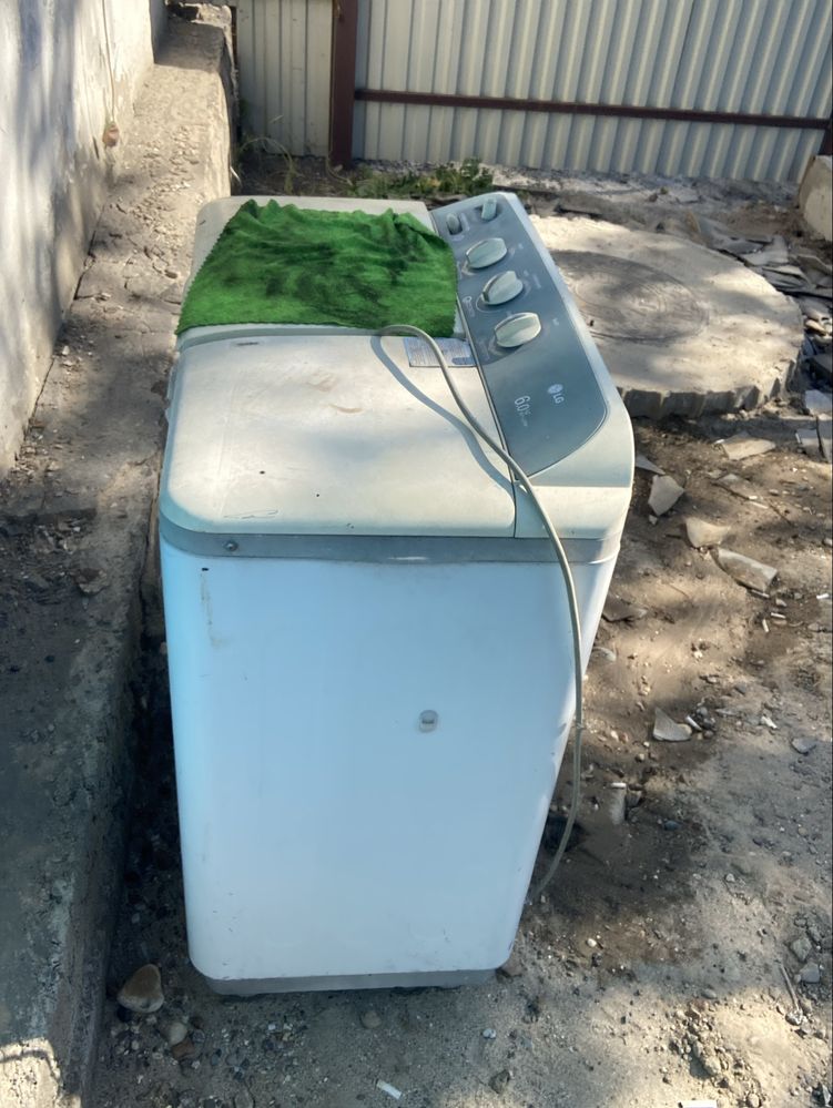 Продам стиральную машину