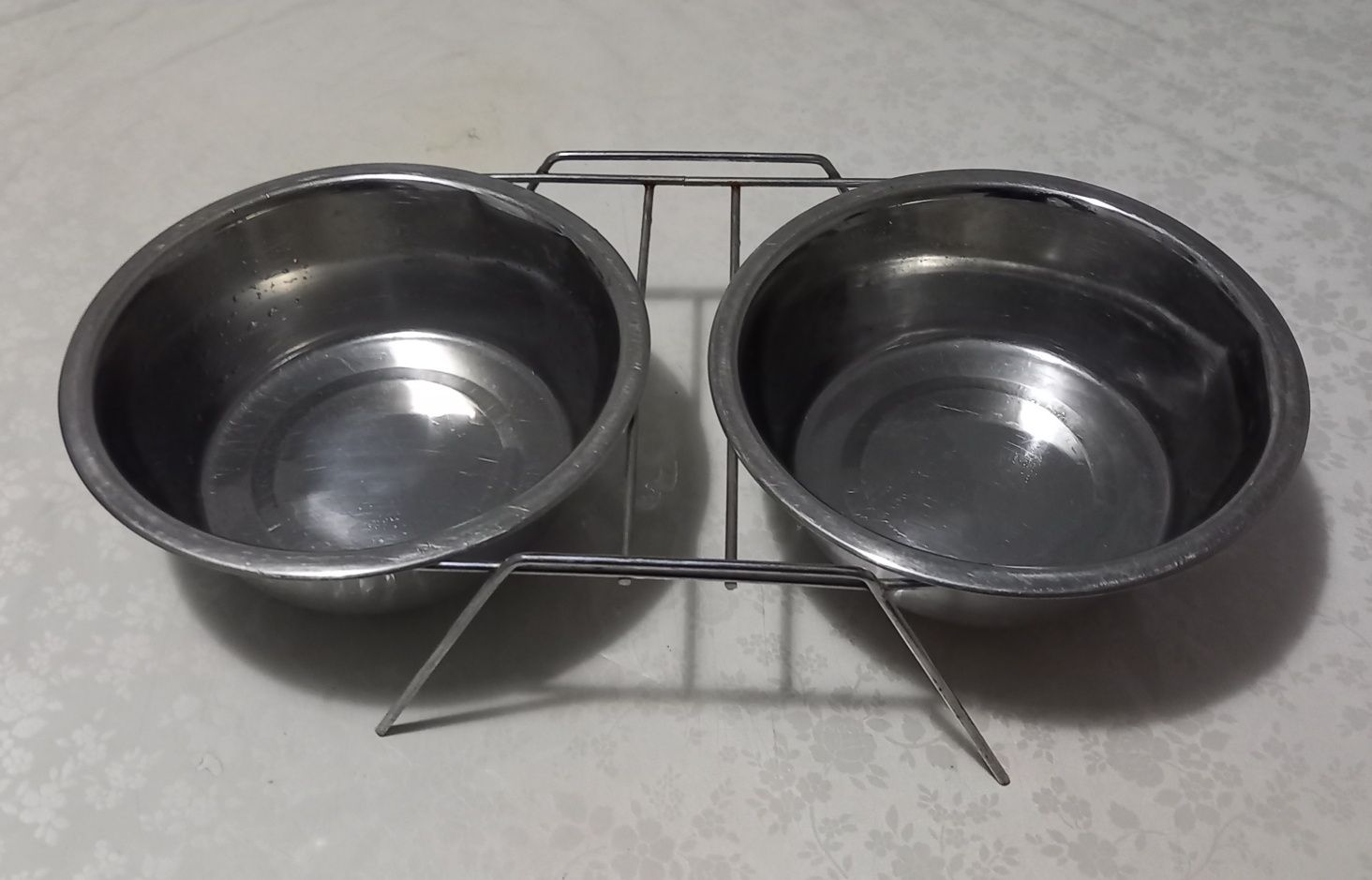 Продам мисок для собаки