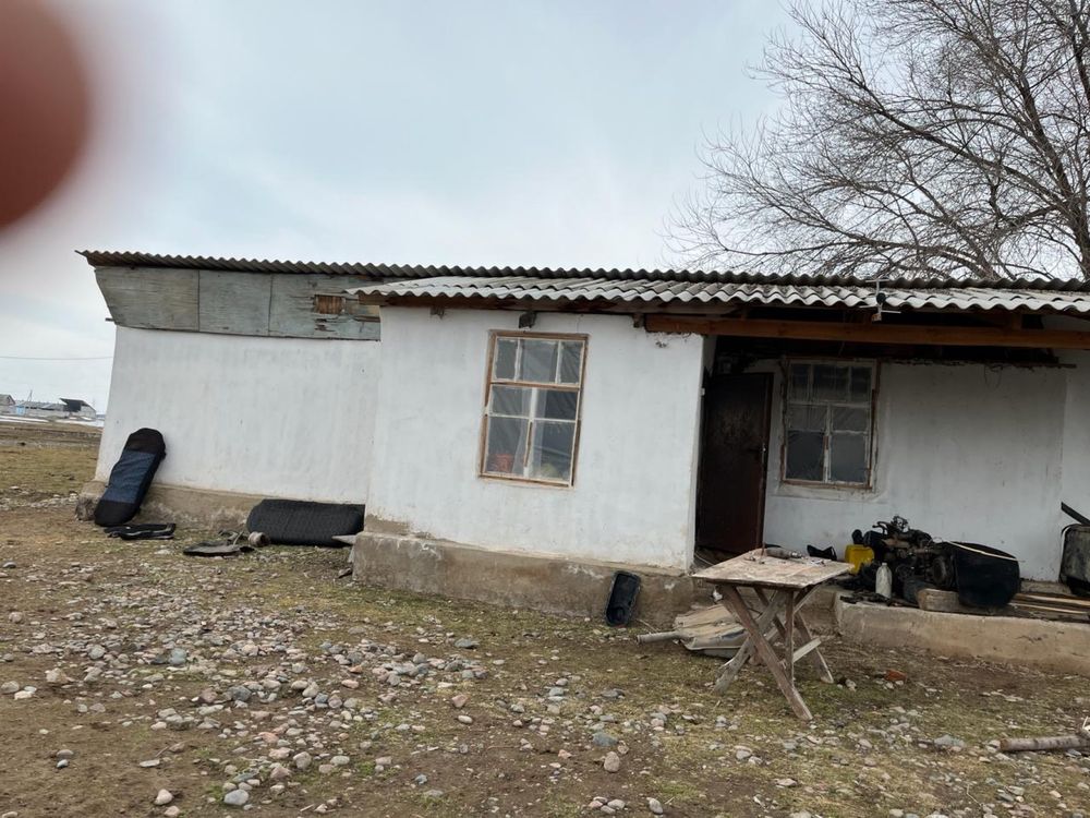 Продается жилой дом 32 кв. (Плюс Скотовод. База)