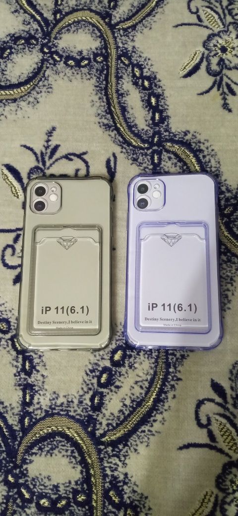 Чехол на iPhone 11