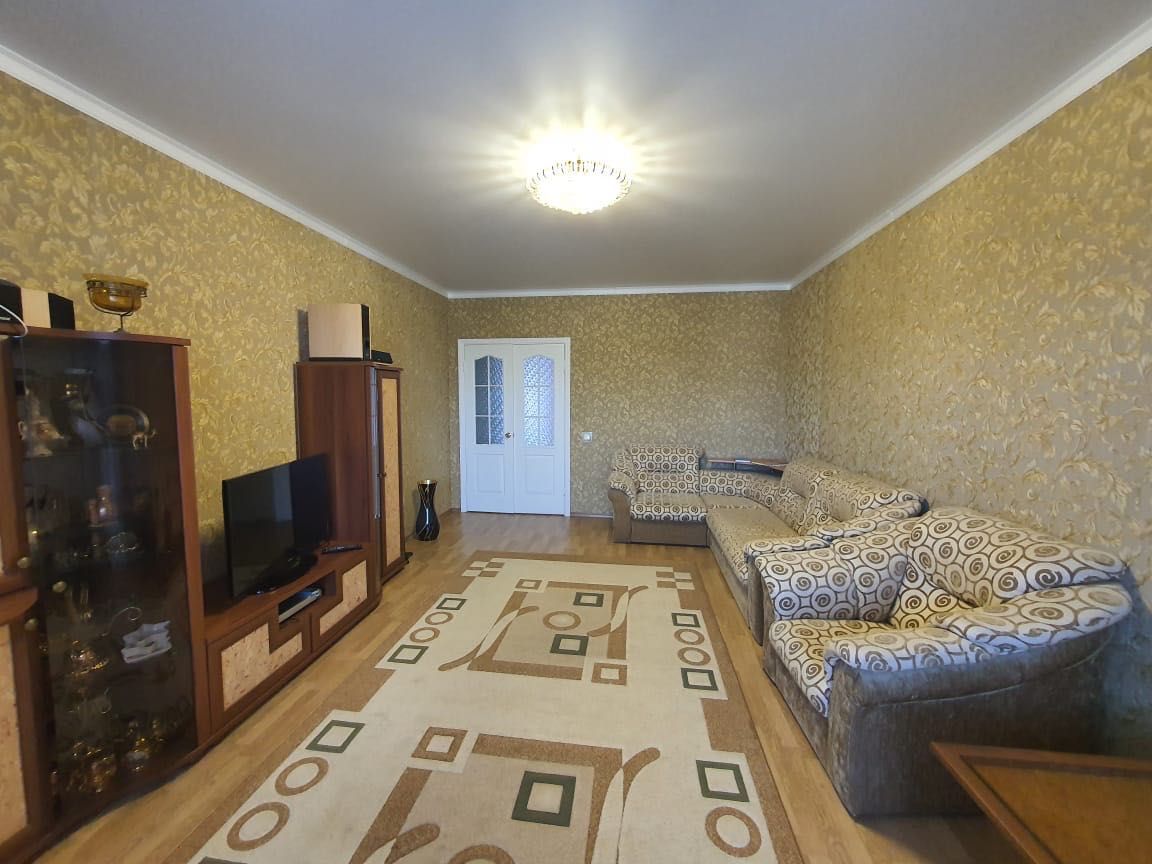 Продаются ковры , разных цен и размеров