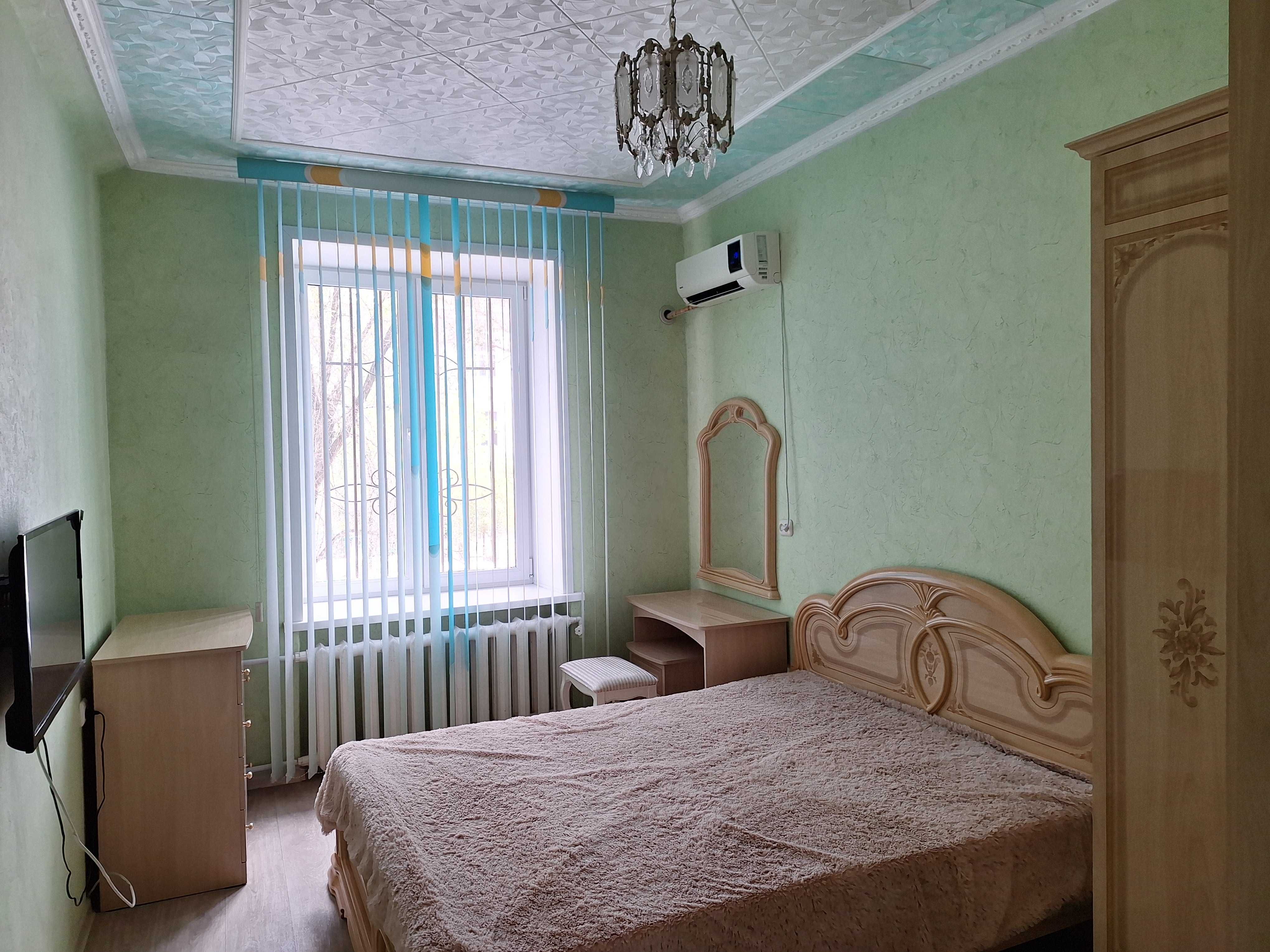 Трехкомнатная квартира, чистая, уютная, с хорошим ремонтом