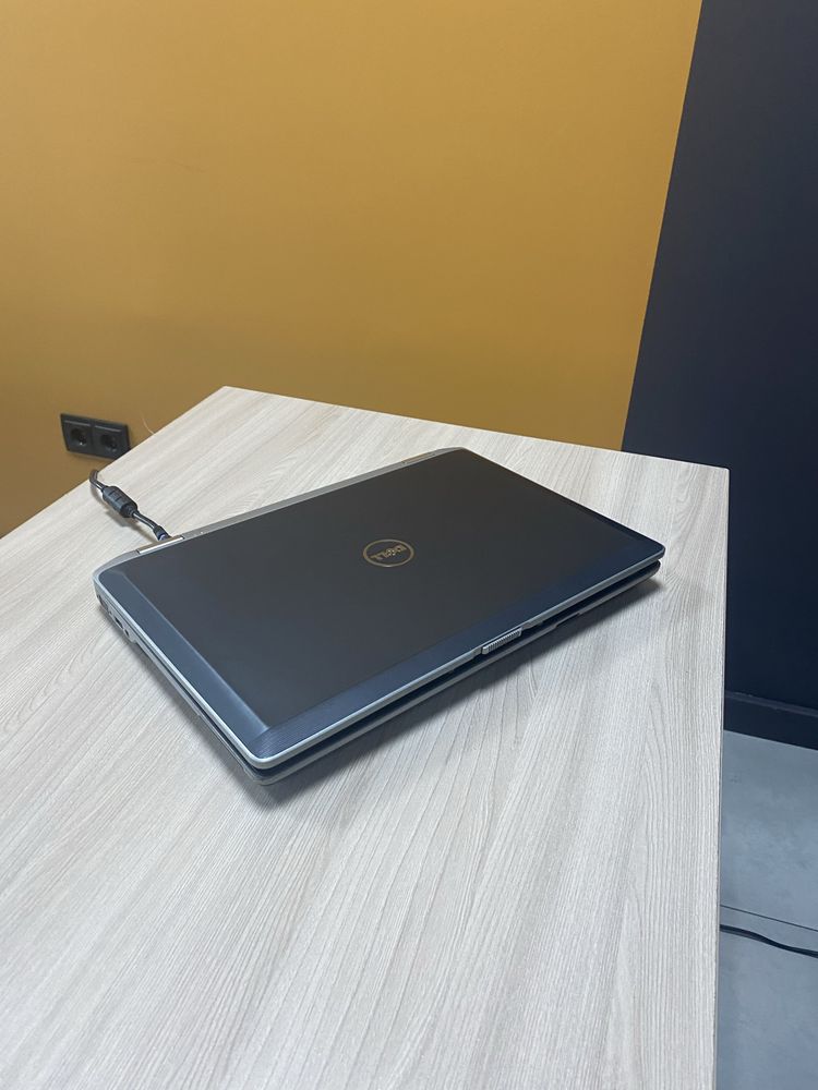 Офисный ноутбук DELL i5-2520M. ОЗУ 8 гб.
