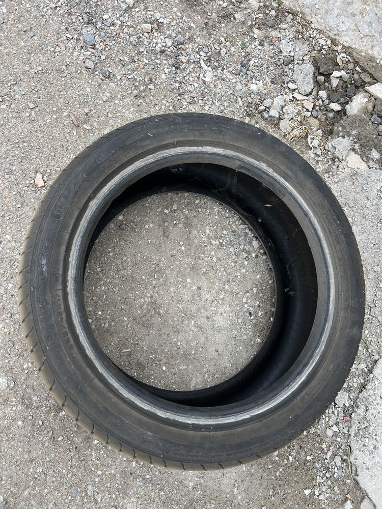 Продам шины состояние хорошее, гараж в райое Кама, 3 штук