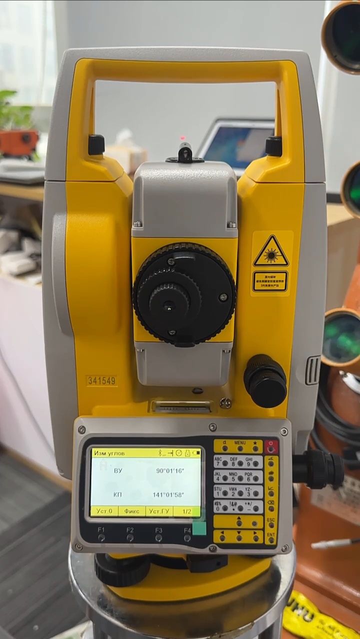 Продам новый тахеометр SOUTH NTS332 2" r1500м usb Bluetooth Leica topc