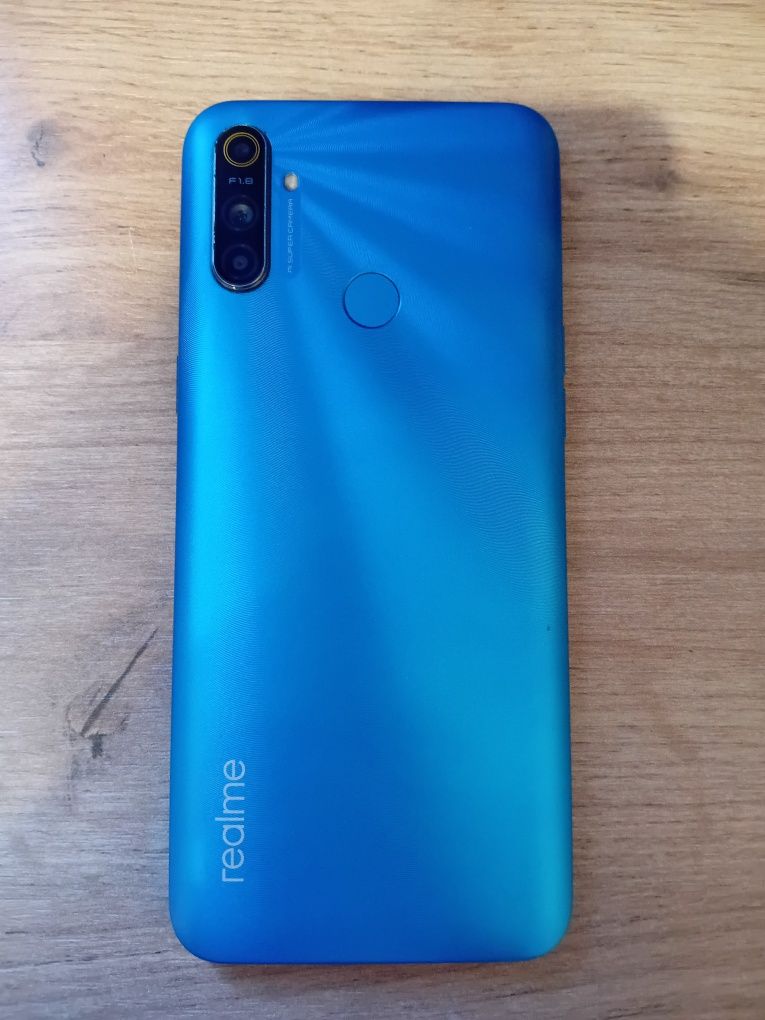 Смартфон Realme c3
